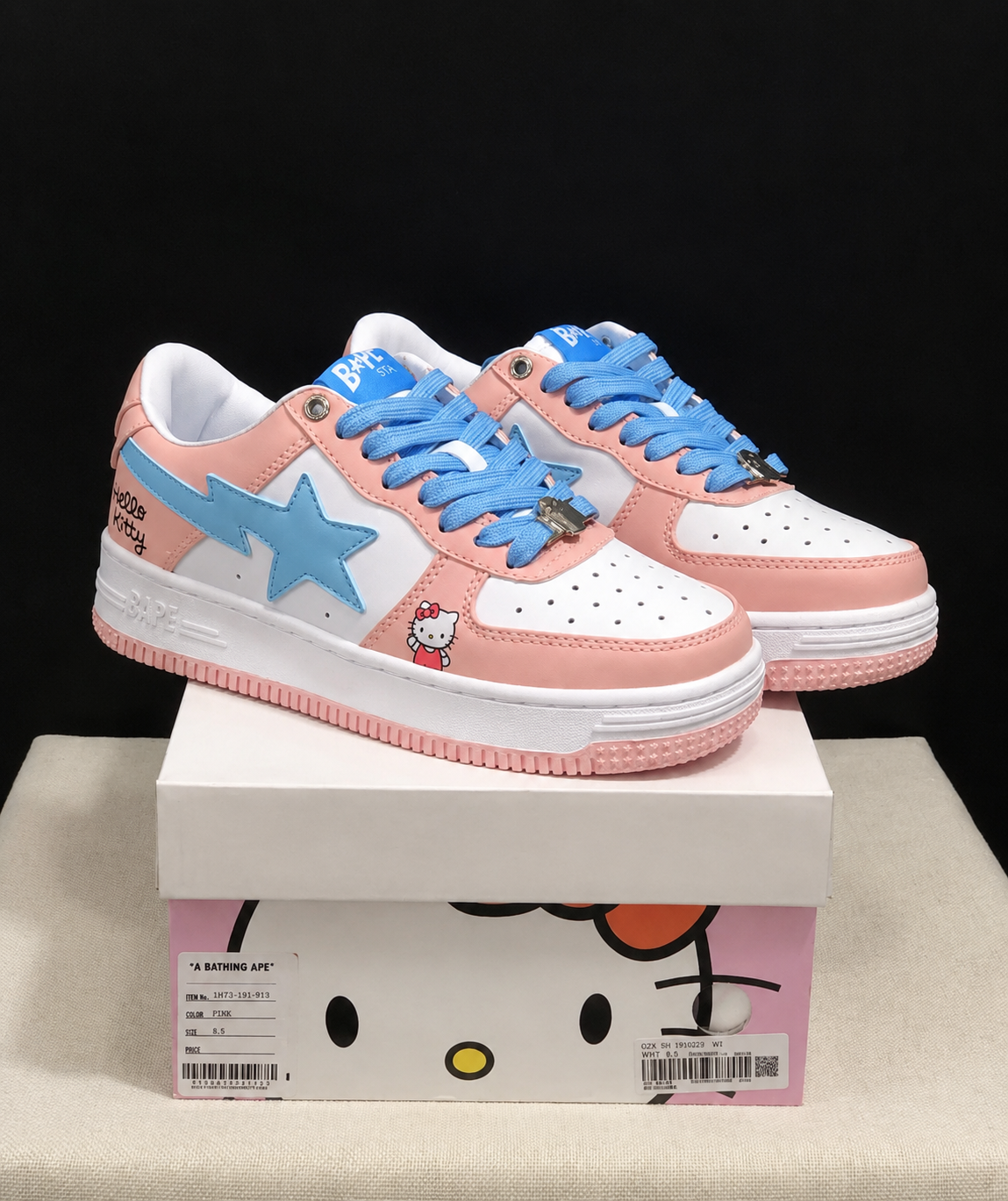 Hello Kitty Shoes