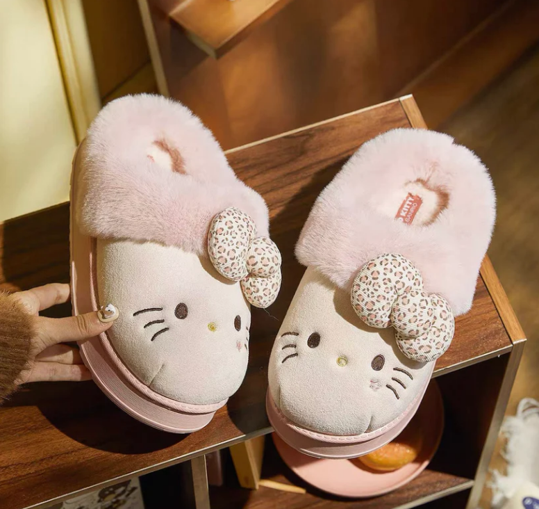 Hello Kitty Fuzzy Slippers Pink